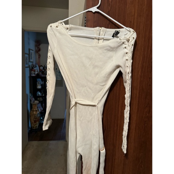 Hot new sweater Jumpsuit - Picture 3 of 6